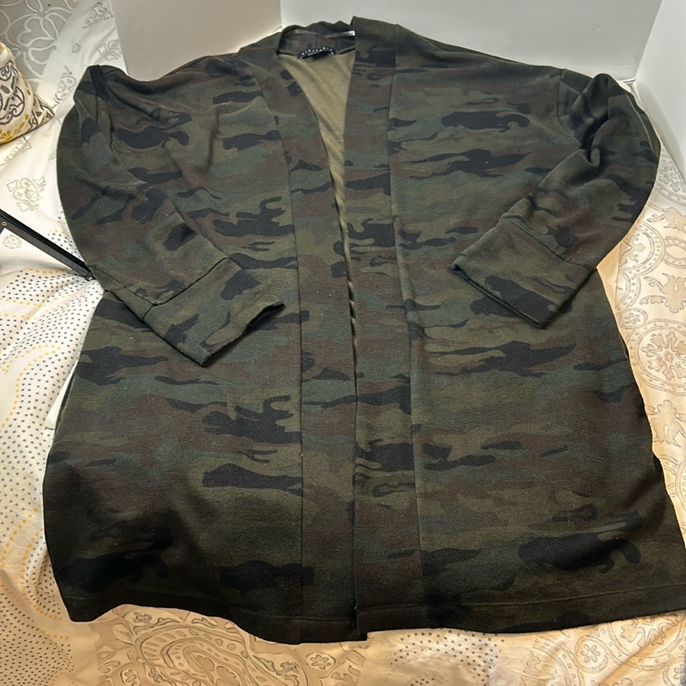Sanctuary, green, dark olive camo cardigan